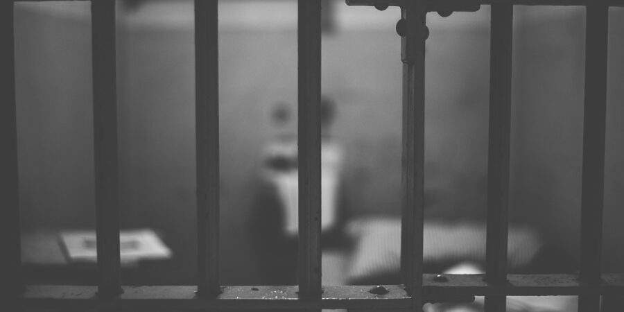 Modificaciones contenidas en el Decreto Legislativo N° 1296, sobre los beneficios penitenciarios de redención de la pena por el trabajo o la educación, semilibertad y liberación condicional